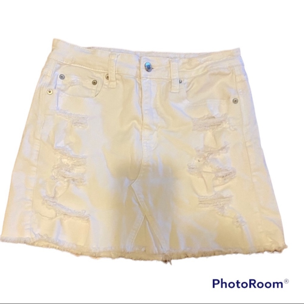 American Eagle Outfitters white stretch distressed denim mini skirt